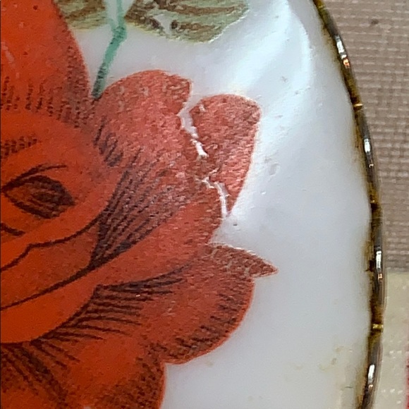 -Nice vintage porcelain red flower 🌺 brooch - Picture 3 of 12